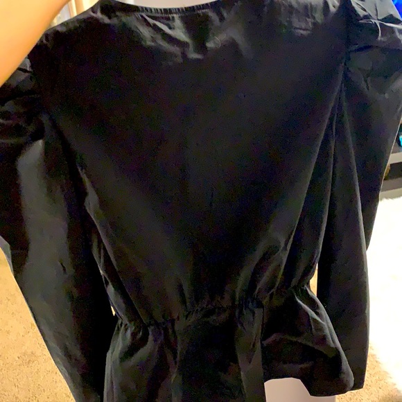 Black Blouse with Bow🖤 - Picture 4 of 4